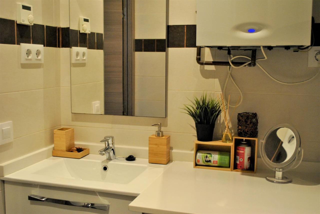 Madrid Piruli Home- Cozy Apartment With Nice Patio エクステリア 写真